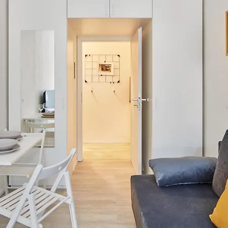 Apartment Days - Stylish - Trendy Neighborhood